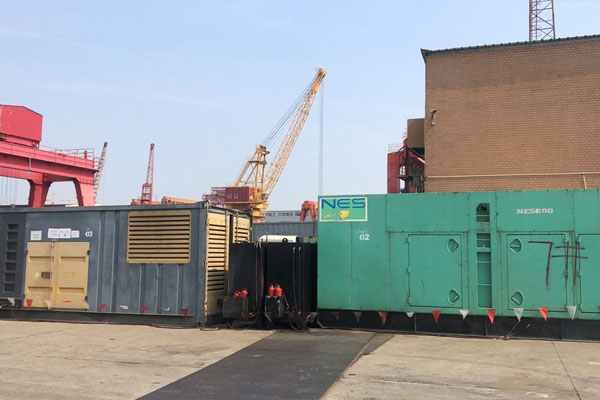 云浮发电机出租空气滤清器的清洁频率是多少？
